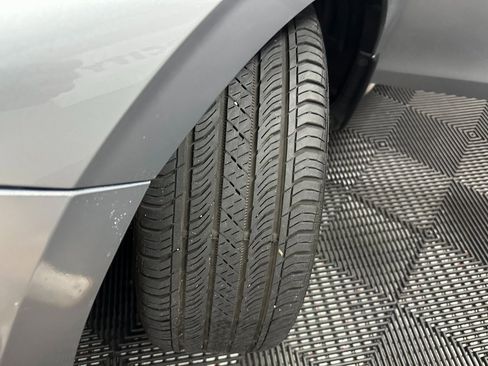 Used 2024 Honda Civic EX-L image 36