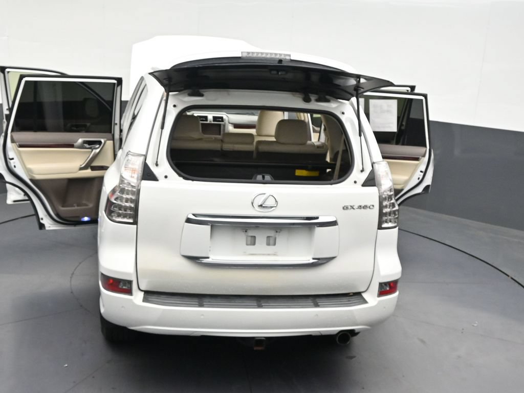 Used 2015 Lexus GX 460 w/ Premium Package AWD/4WD image 35