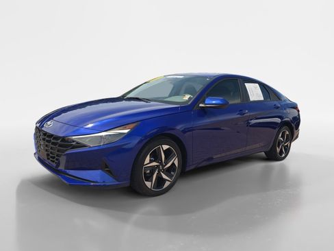 Certified 2023 Hyundai Elantra SEL w/ Convenience Package FWD image 7
