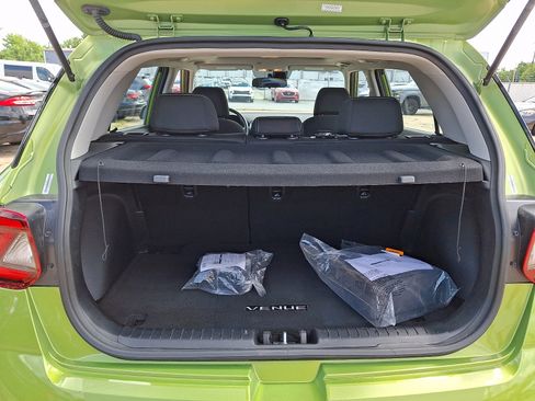 Used 2023 Hyundai Venue SEL w/ Cargo Package FWD image 30