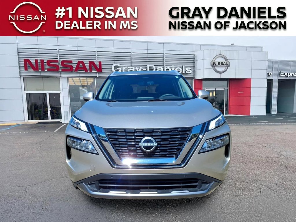 Used 2023 Nissan Rogue SL w/ SL Premium Package FWD image 2