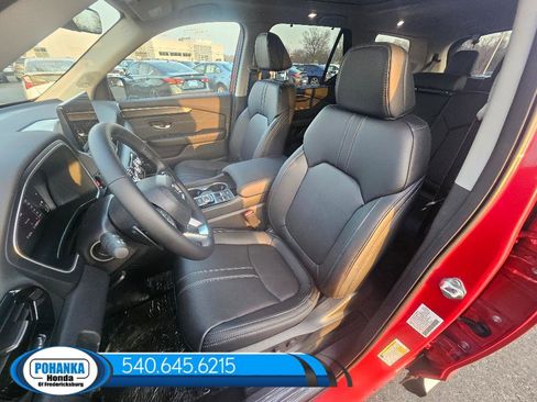 New 2026 Honda Pilot Touring image 17