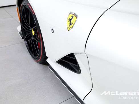 Used 2022 Ferrari 812 Competizione RWD image 35