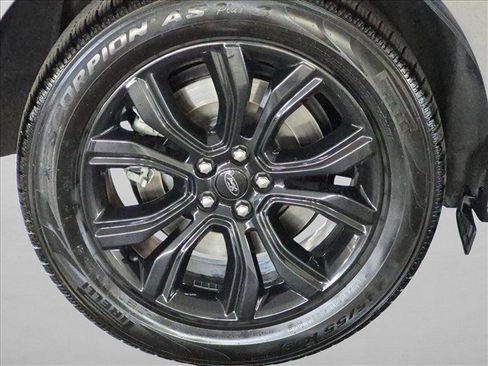 Used 2022 Ford Edge SE w/ Black Appearance Package AWD/4WD image 24