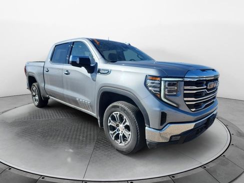 Used 2025 GMC Sierra 1500 SLT image 7