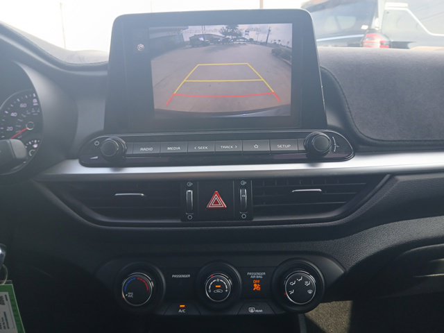Used 2024 Kia Forte LXS w/ LXS Technology Package FWD image 19