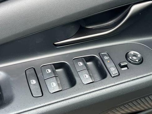 New 2026 Hyundai Elantra Sport image 14