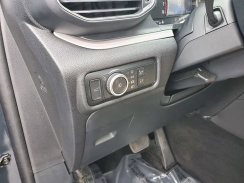 Used 2023 Ford Explorer XLT w/ Equipment Group 202A AWD/4WD image 14
