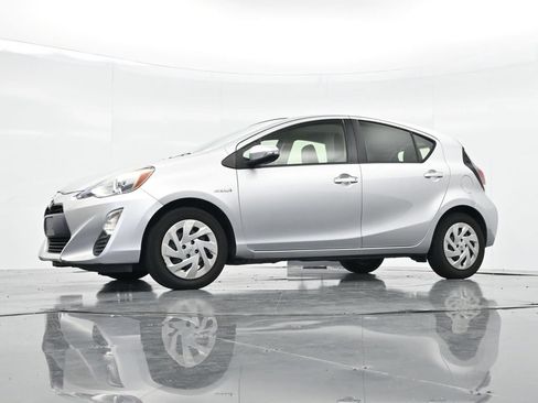 Used 2016 Toyota Prius C One FWD image 26