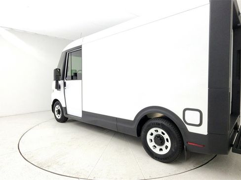 Certified 2025 Chevrolet Brightdrop 400 w/ Battery Pack, Max Range image 4