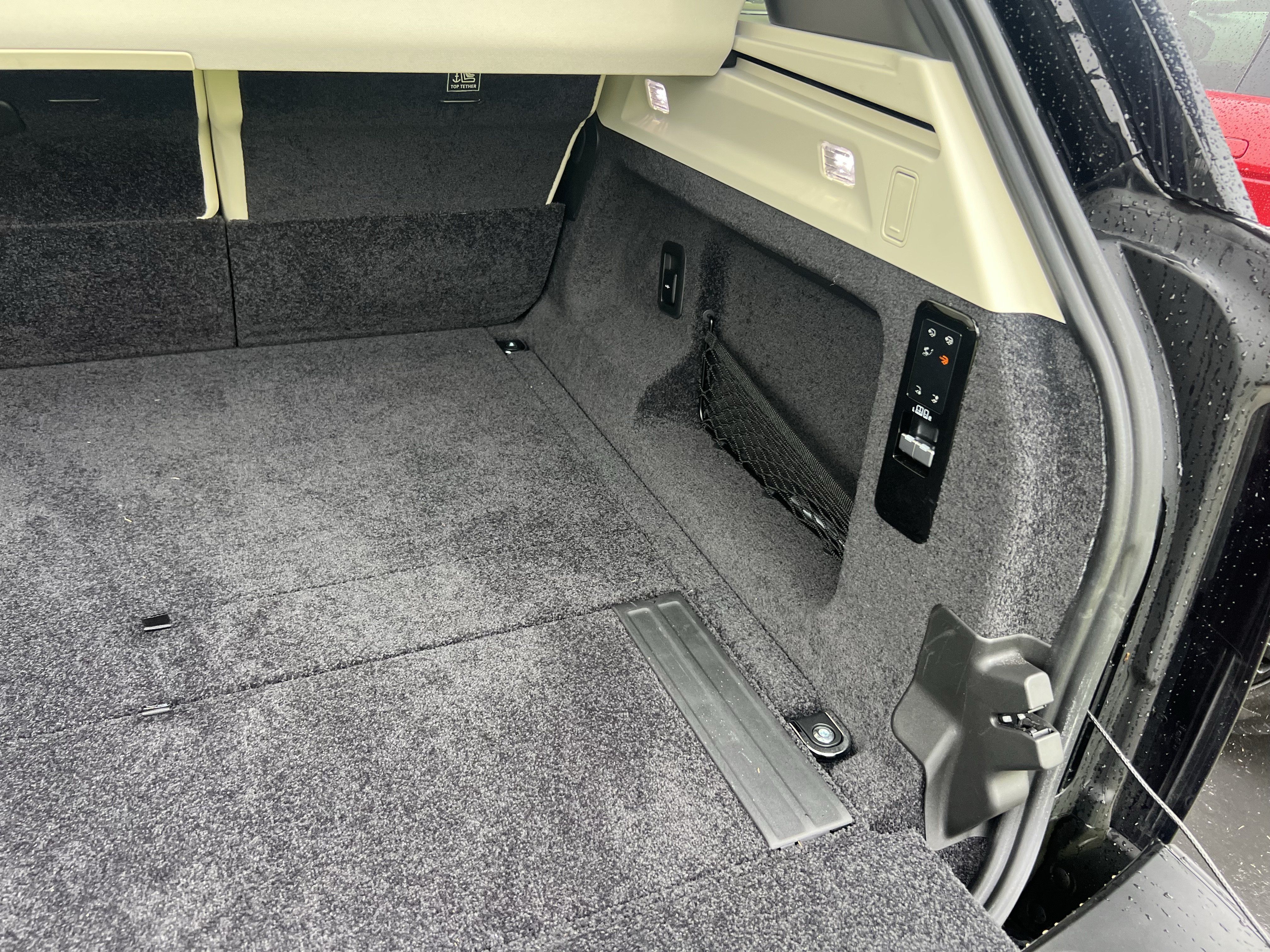 Certified 2023 Land Rover Range Rover First Edition AWD/4WD image 35