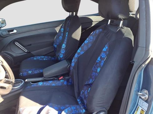 Used 2019 Volkswagen Beetle 2.0T S image 12