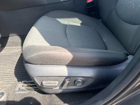 Used 2024 Toyota RAV4 XLE FWD image 24