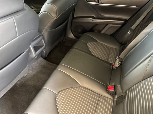 Used 2023 Toyota Camry SE FWD image 13
