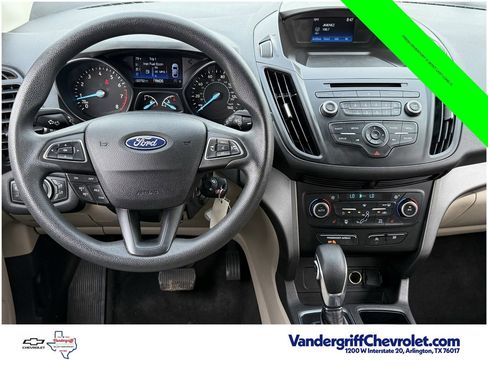 Used 2018 Ford Escape SE FWD image 11