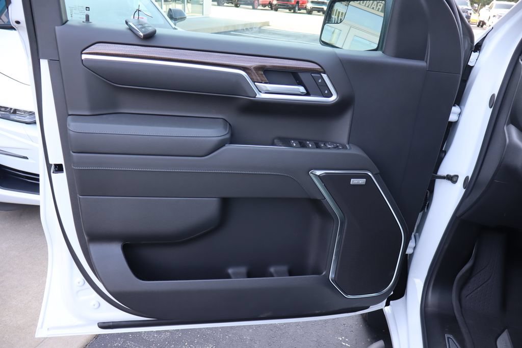 New 2026 Chevrolet Silverado 1500 RST w/ Convenience Package II AWD/4WD image 4