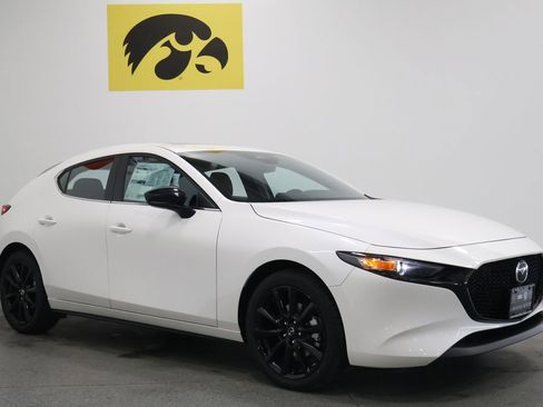 New 2026 MAZDA MAZDA3 Carbon image 6