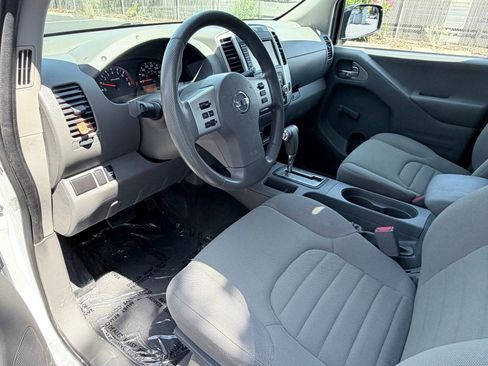 Used 2019 Nissan Frontier S RWD image 9