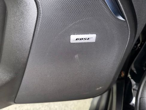Used 2025 GMC Yukon Denali AWD/4WD image 15