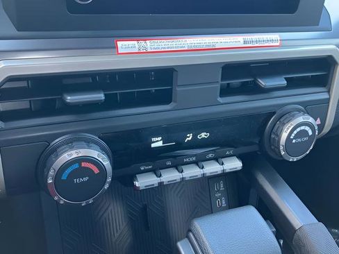 Used 2026 Toyota Tacoma SR5 AWD/4WD image 27