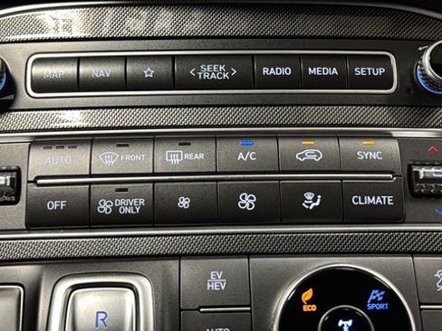 Used 2023 Hyundai Santa Fe SEL Convenience w/ Cargo Package AWD/4WD image 18