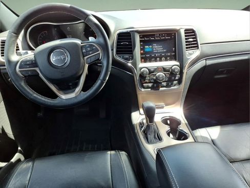 Used 2016 Jeep Grand Cherokee Limited AWD/4WD image 8