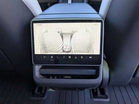 Used 2025 Tesla Model 3 Long Range RWD image 7