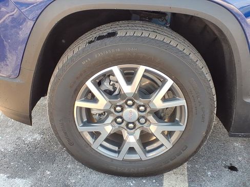 Used 2023 GMC Acadia SLE w/ Driver Convenience Package image 28