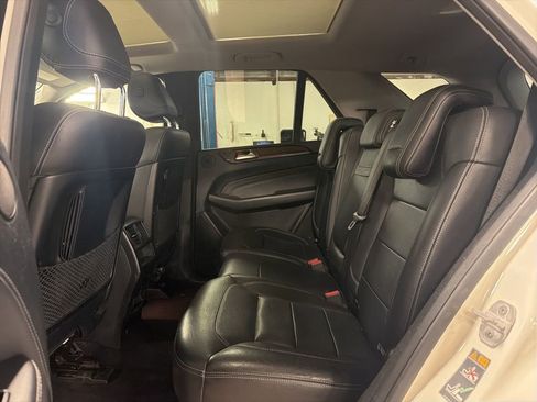 Used 2015 Mercedes-Benz ML 400 4MATIC image 5