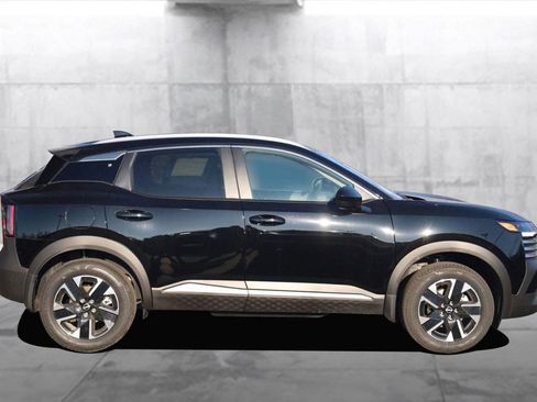 New 2026 Nissan Kicks SV w/ SV Premium Package image 5