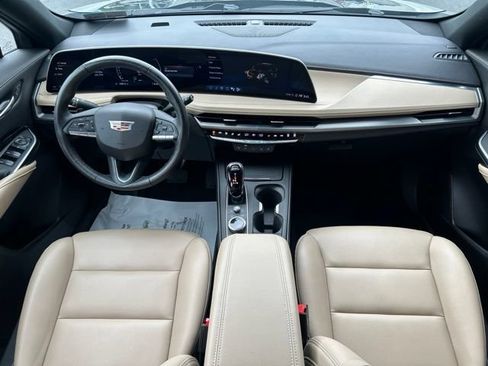 Used 2024 Cadillac XT4 Luxury w/ Cold Weather Package AWD/4WD image 76