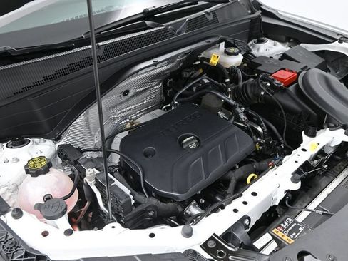Used 2025 Chevrolet TrailBlazer LT w/ Convenience Package FWD image 42
