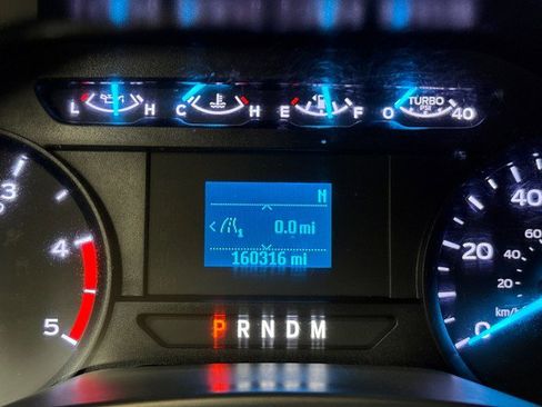 Used 2022 Ford F550 4x4 Crew Cab Super Duty w/ Power Equipment Group image 29