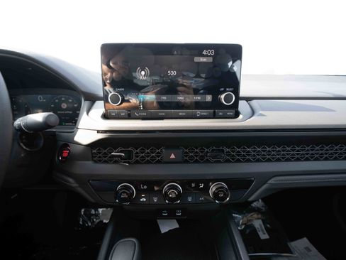 New 2025 Honda Accord LX image 17