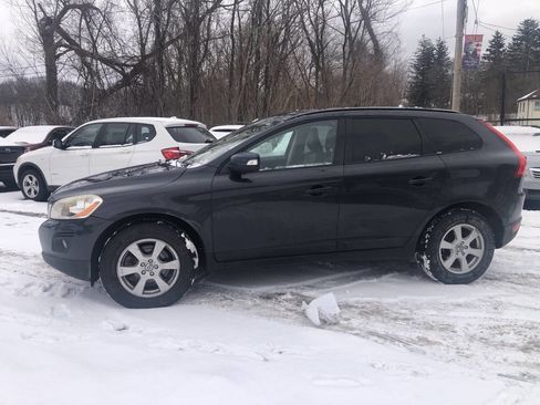 Used 2010 Volvo XC60 3.2 image 2