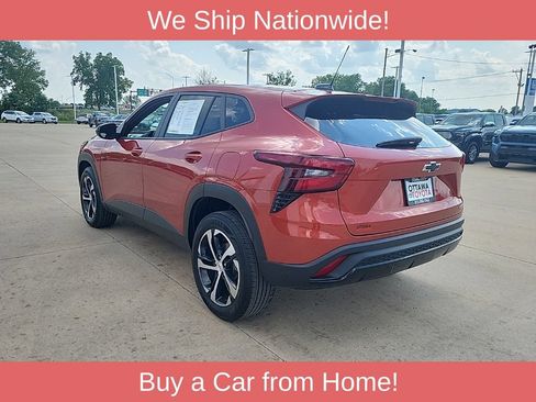 Used 2024 Chevrolet Trax RS FWD image 6