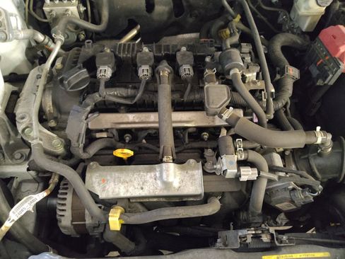 Used 2021 Nissan Kicks S FWD image 30