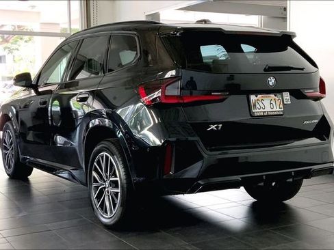 Used 2023 BMW X1 xDrive28i w/ M Sport Package image 5