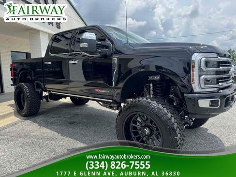 Used 2025 Ford F250 Platinum w/ Platinum Plus Package AWD/4WD image 4