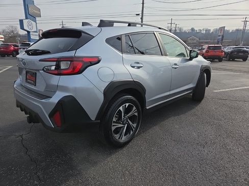 Used 2024 Subaru Crosstrek 2.0i Premium image 6