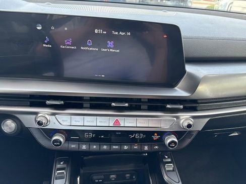 Certified 2025 Kia Telluride S FWD image 15