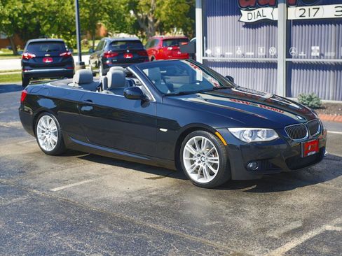Used 2013 BMW 335i Convertible RWD image 23