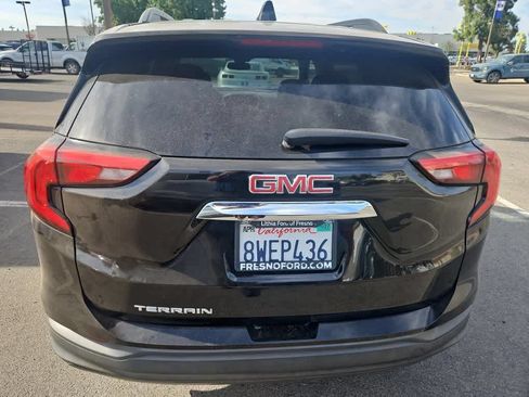 Used 2021 GMC Terrain SLE w/ Driver Convenience Package FWD image 7