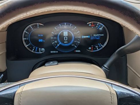 Used 2020 Cadillac Escalade ESV Platinum AWD/4WD image 22