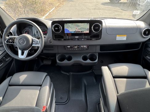 New 2024 Mercedes-Benz Sprinter 2500 image 20