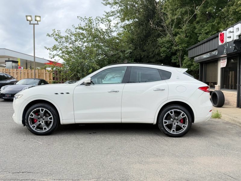 Used 2017 Maserati Levante w/ Sport Package AWD/4WD image 9