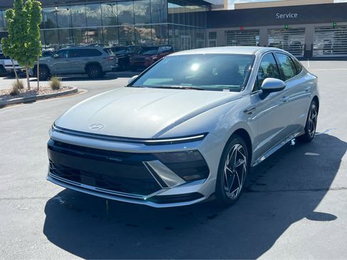 New 2026 Hyundai Sonata SEL AWD/4WD image 2