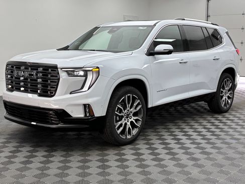 New 2027 GMC Acadia Denali Ultimate w/ LPO, Floor Liner Package AWD/4WD image 2