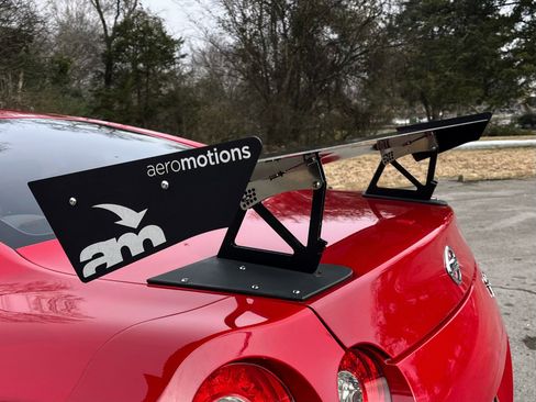 Used 2009 Nissan GT-R Premium image 18