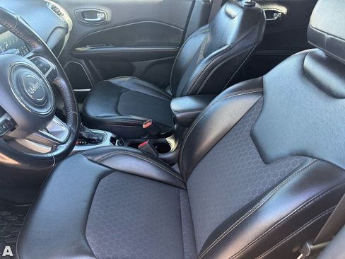 Used 2020 Jeep Compass Latitude image 12